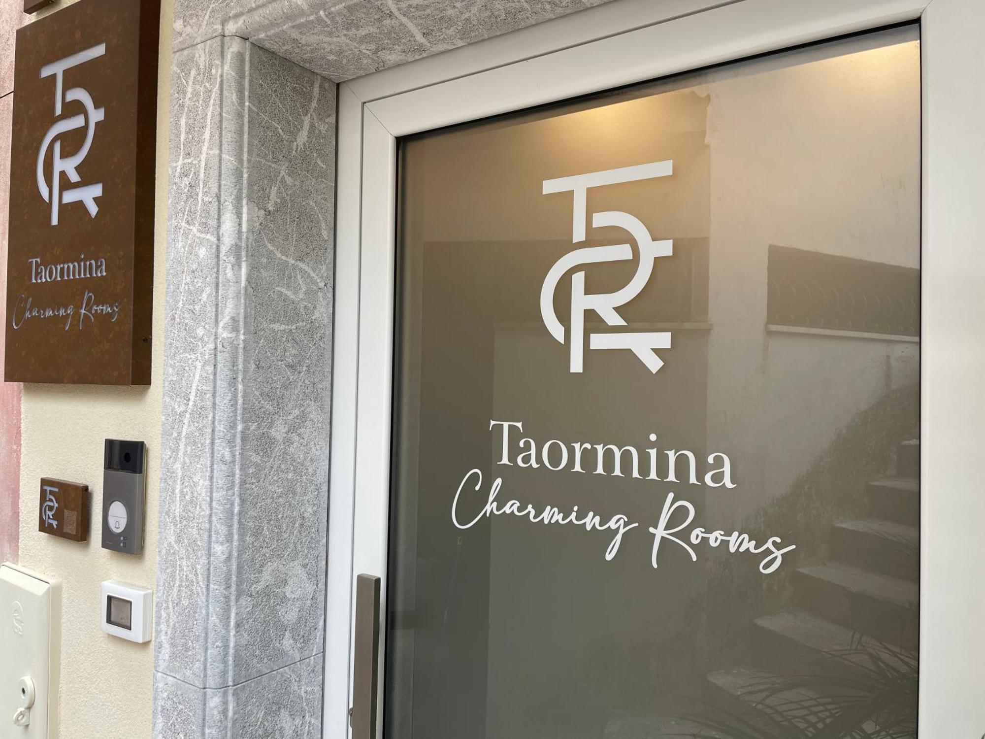 Taormina Charming Rooms Экстерьер фото
