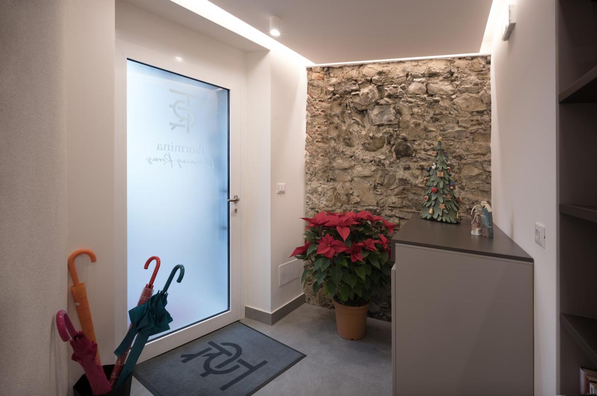Taormina Charming Rooms Экстерьер фото