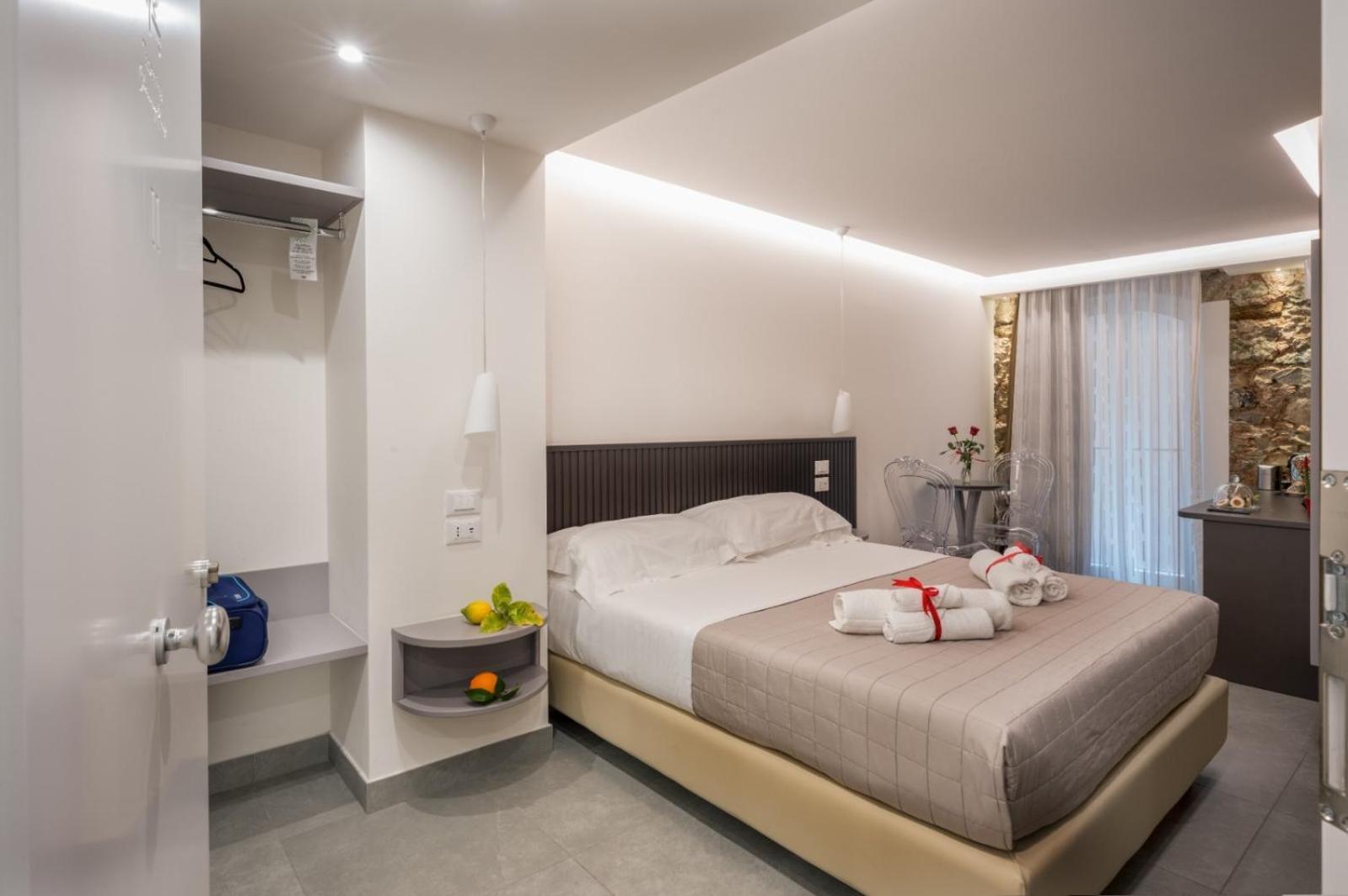 Taormina Charming Rooms Экстерьер фото