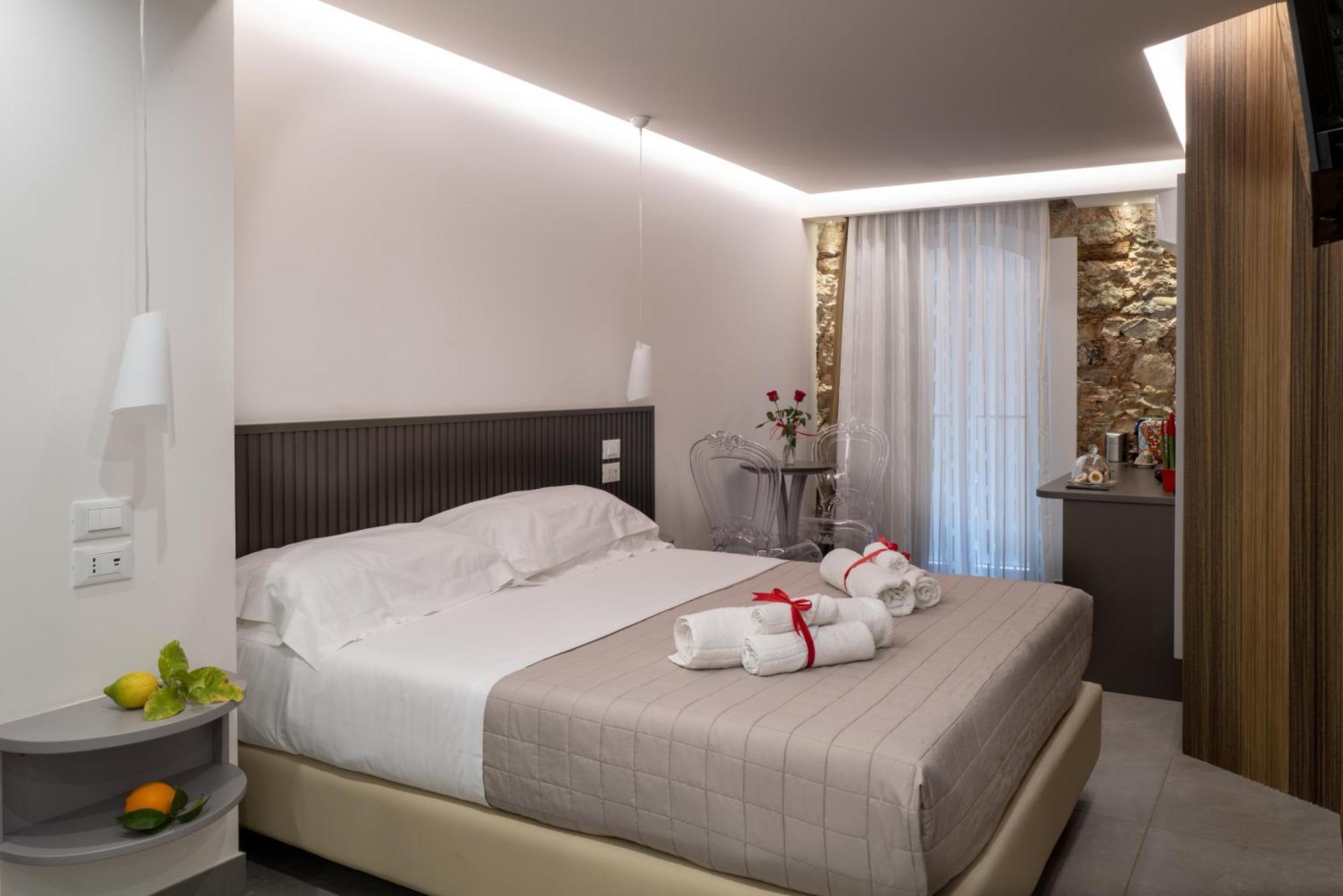 Taormina Charming Rooms Экстерьер фото