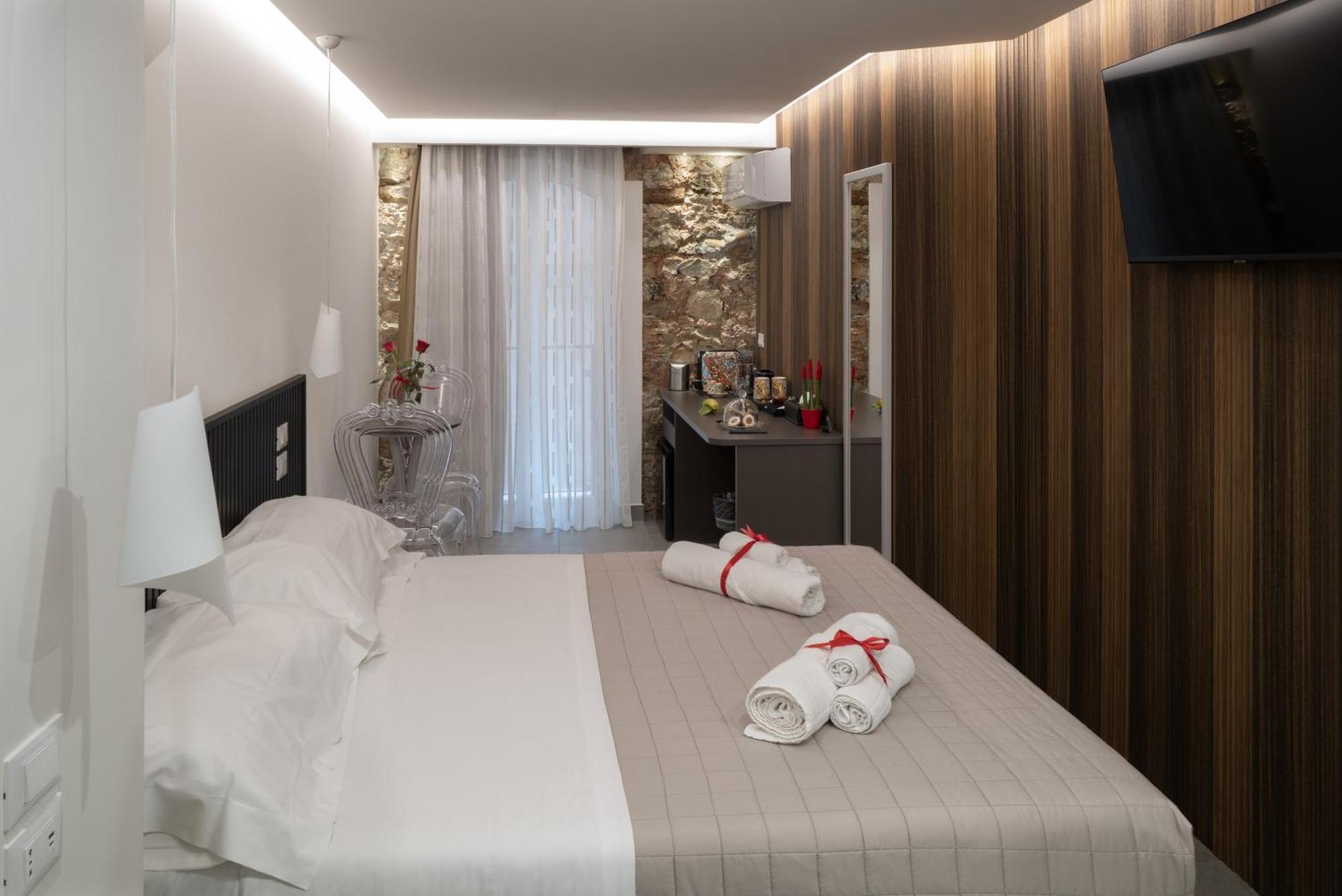 Taormina Charming Rooms Экстерьер фото