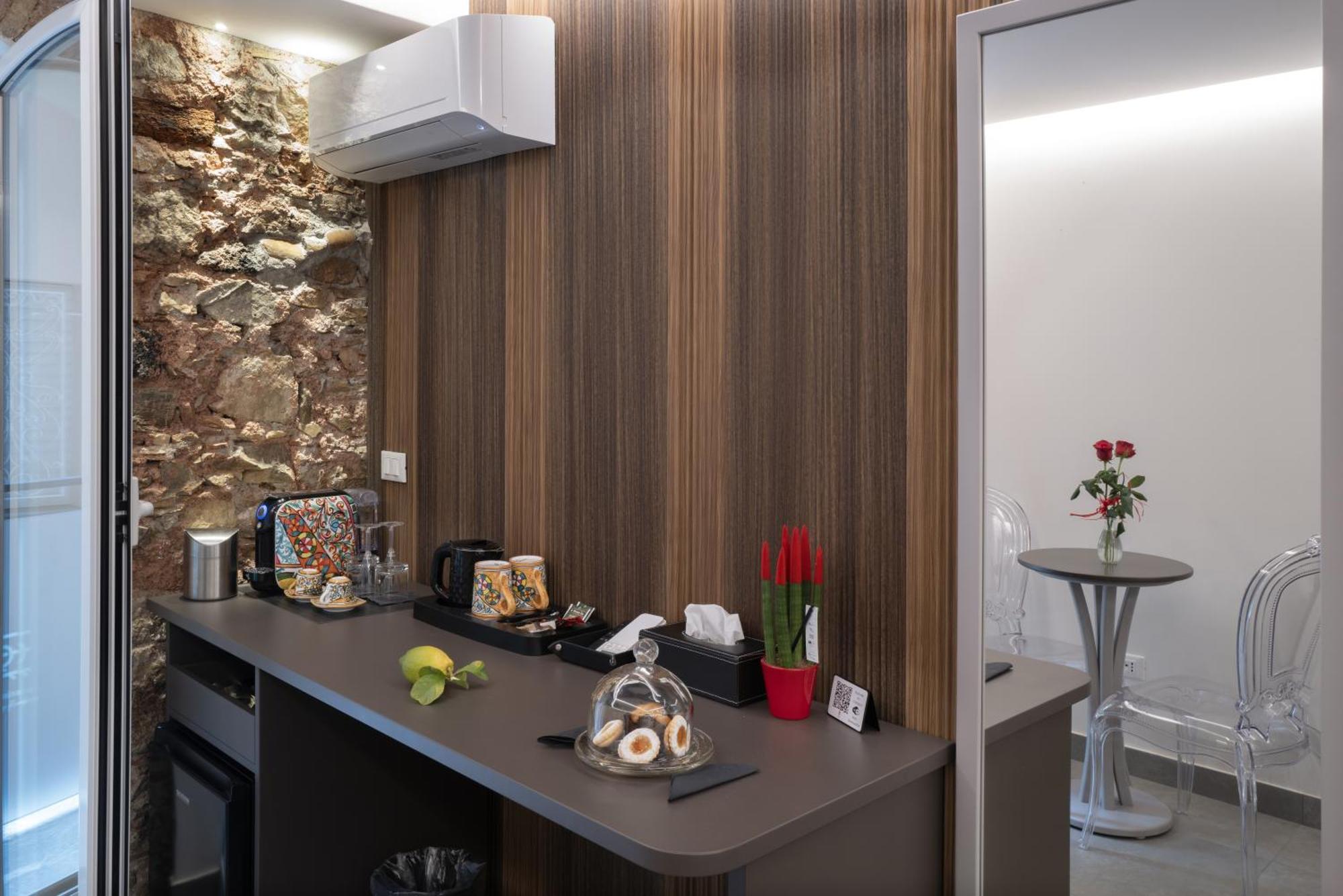Taormina Charming Rooms Экстерьер фото