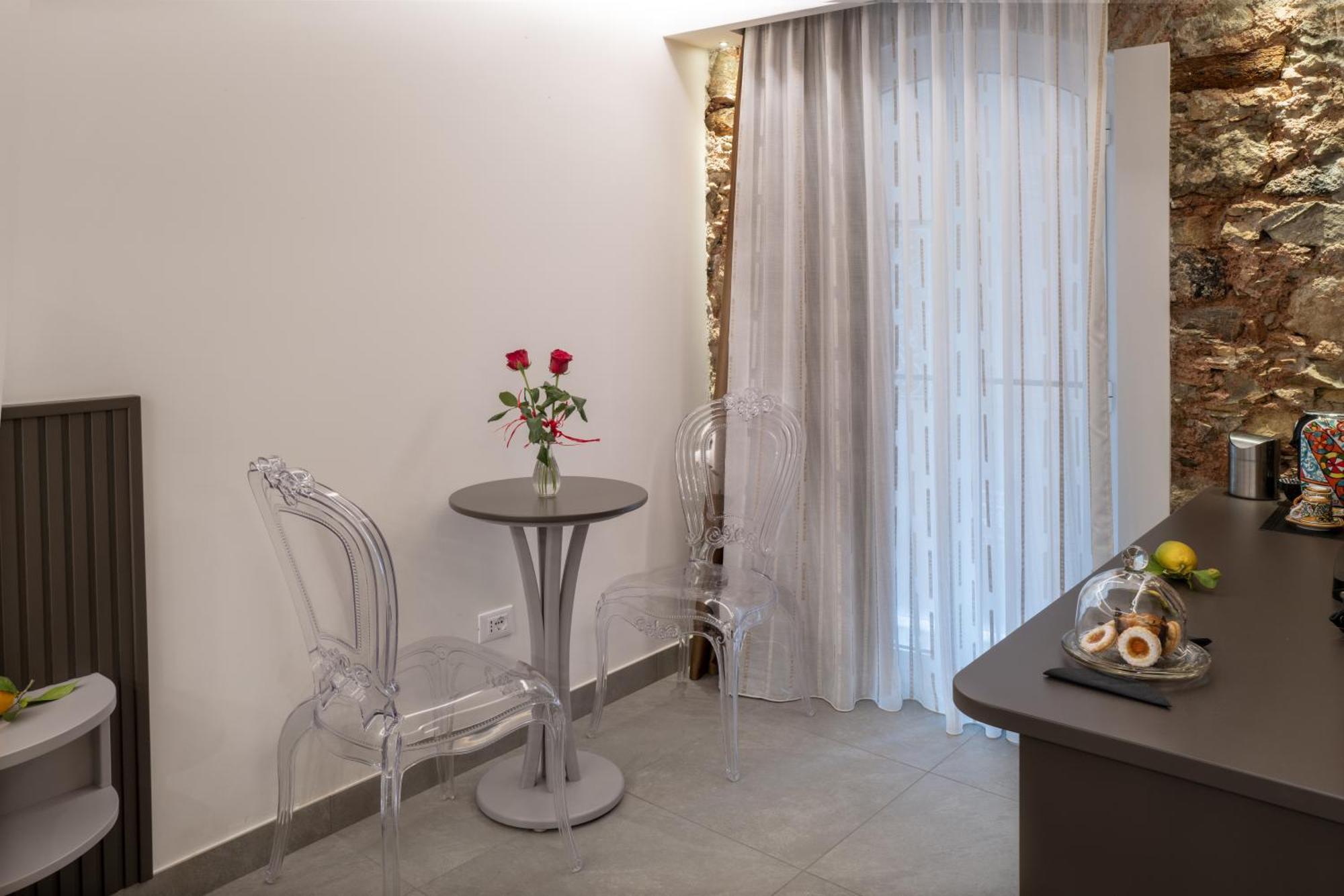 Taormina Charming Rooms Экстерьер фото