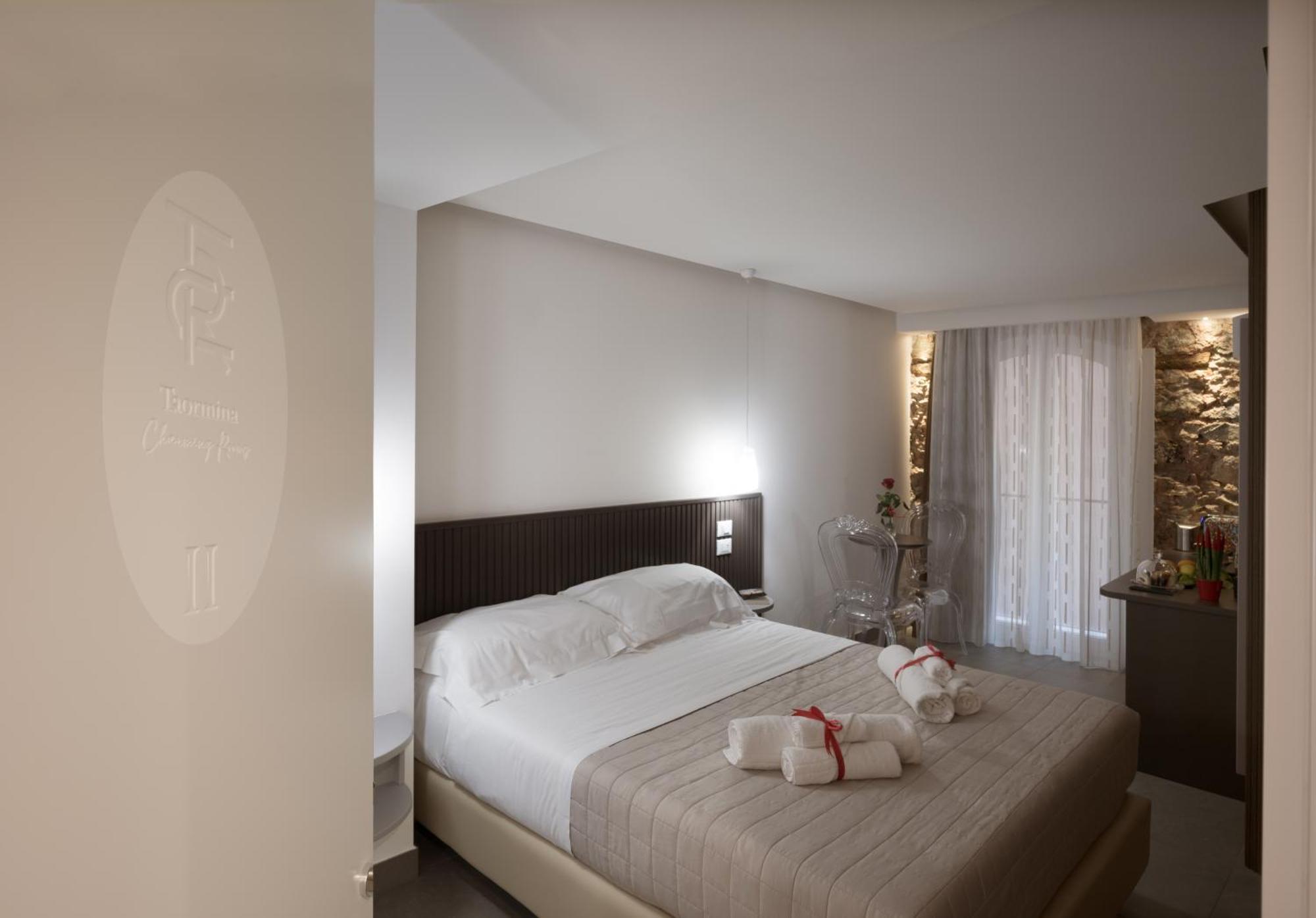 Taormina Charming Rooms Экстерьер фото