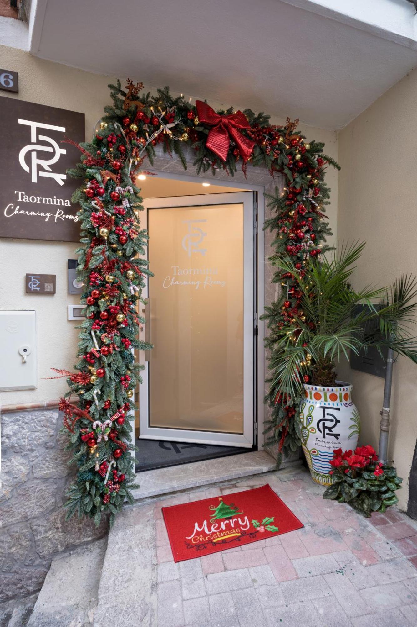 Taormina Charming Rooms Экстерьер фото