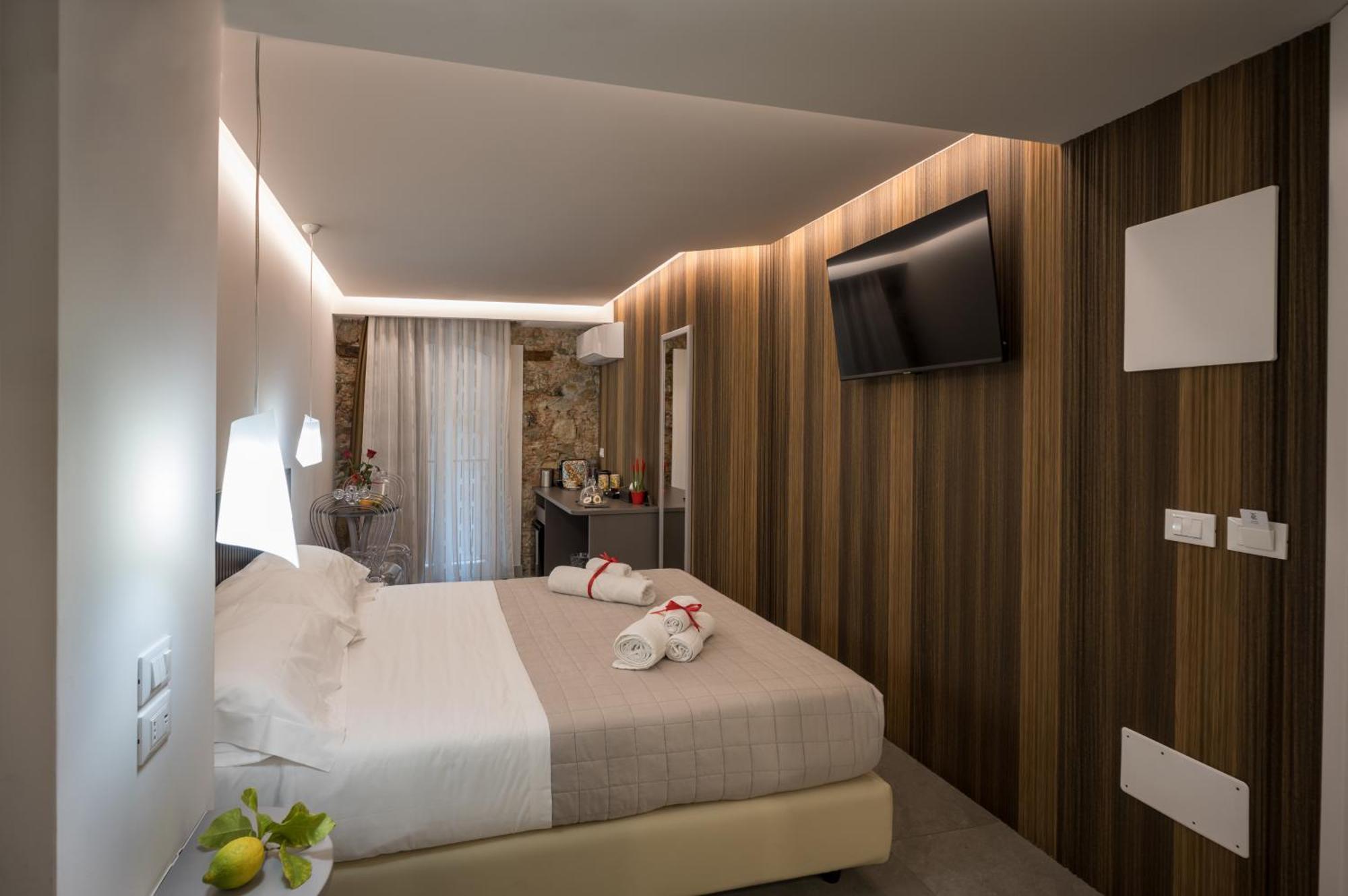 Taormina Charming Rooms Экстерьер фото